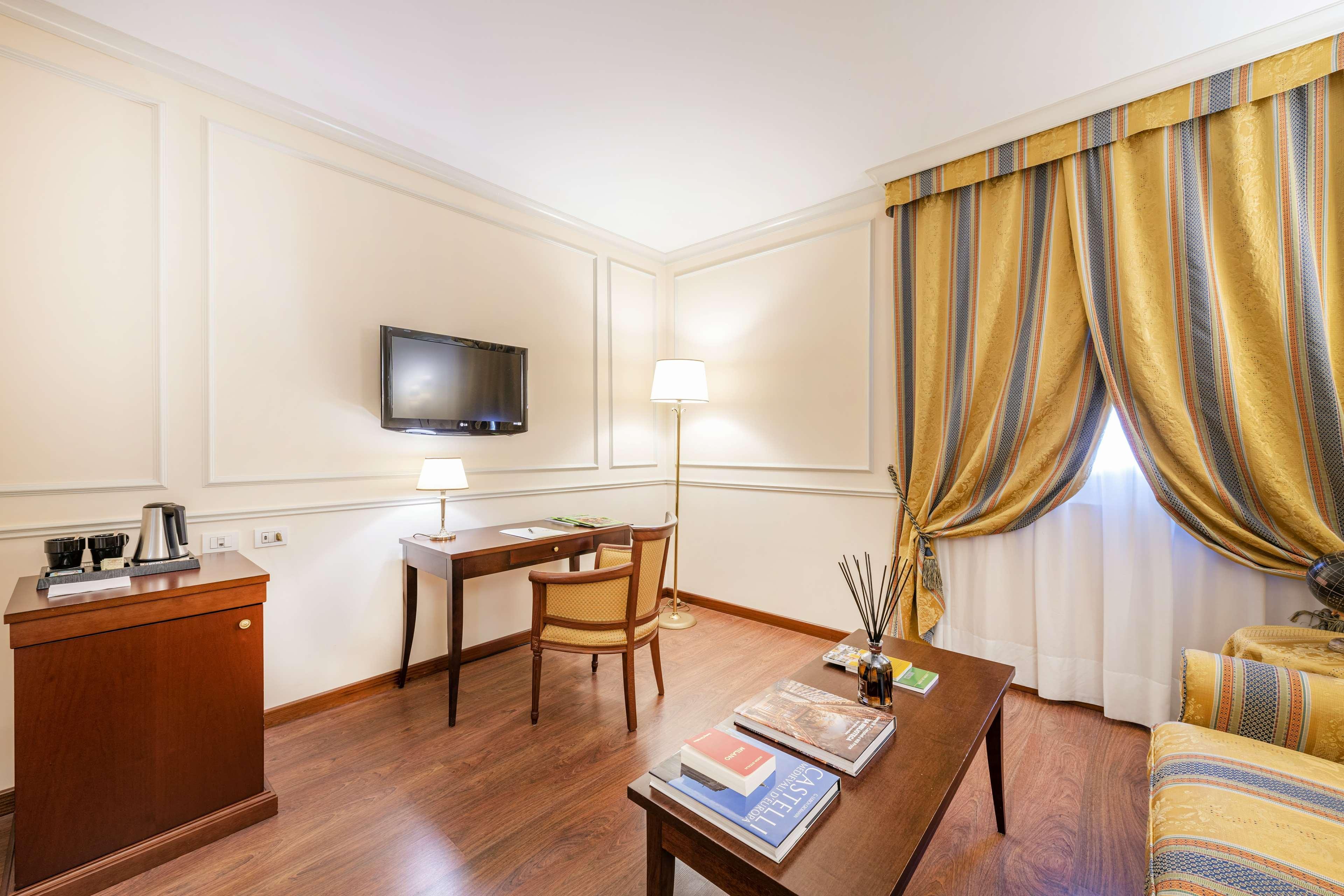 เดอะ รีเจนซี โฮเต็ล-ใหม่ Hotel ลิสโซเน ภายนอก รูปภาพ