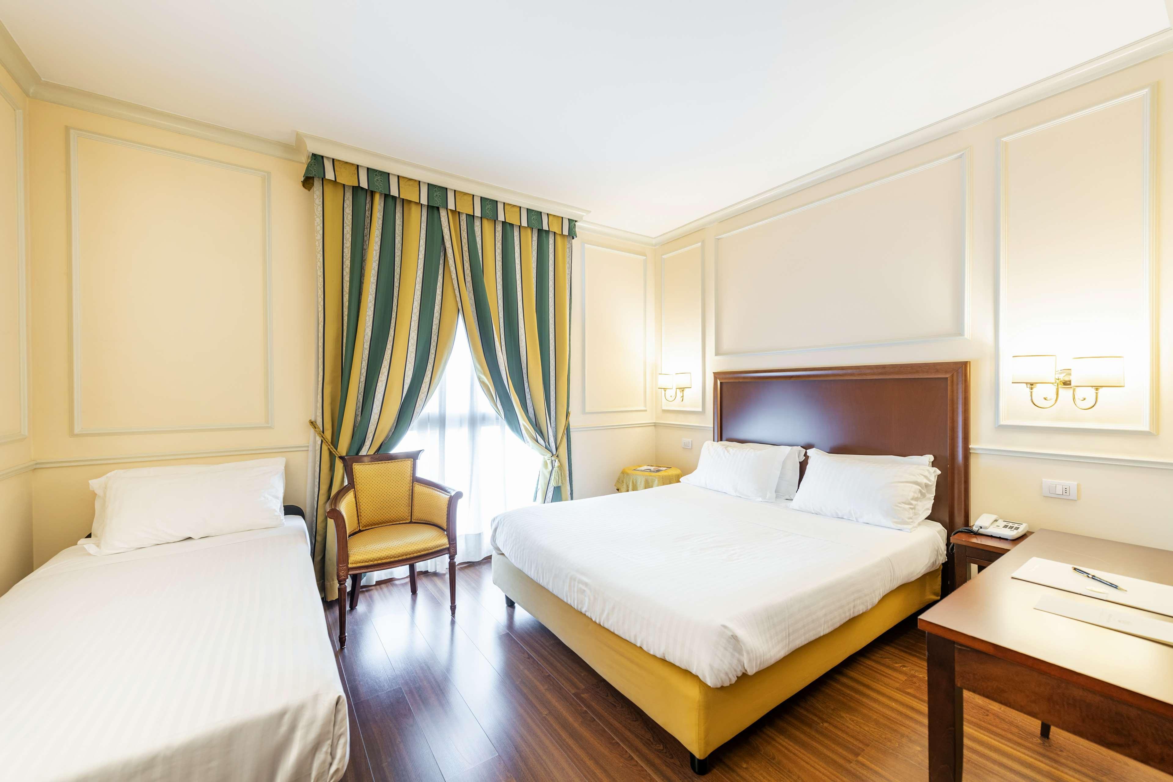 เดอะ รีเจนซี โฮเต็ล-ใหม่ Hotel ลิสโซเน ภายนอก รูปภาพ